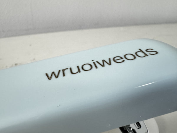 wruoiweods Stapler for home and school use(BLUE)with a box of staples(about 100)