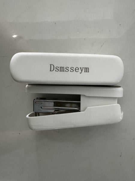 Dsmsseym Staplers for paper（White）Stapler for home and school use with a box of staples（about 100）