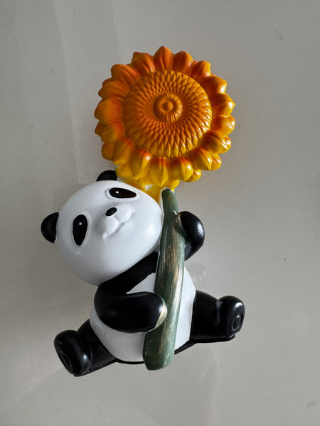 EASUNORVA  Ornaments of acrylic resins   Desktop ornament  Panda decorations Resin decoration  CUTE SMALL