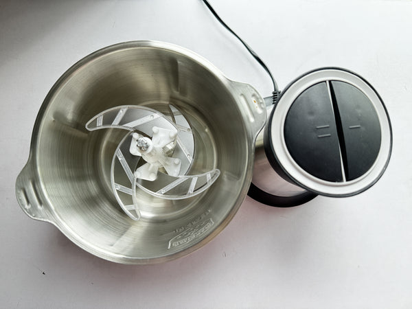 Yollsolom Electric meat grinders  Power-operated meat grinders Electric kitchen mixers  Household electric small multifunctional fully automatic mixer  Crush the meat into pieces&Crush vegetables&Garlic puree machine blender&meat grinder