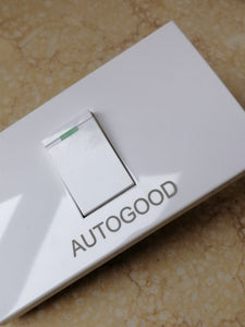 AUTOGOOD Electric switch plates，Minimalist Design Lighted Decorator Switch  with Screwless Wall Plate, Frameless Paddle Light Switch with Locator Light, 3-Way, Grounding Screw, 15A 125V, UL Listed, White